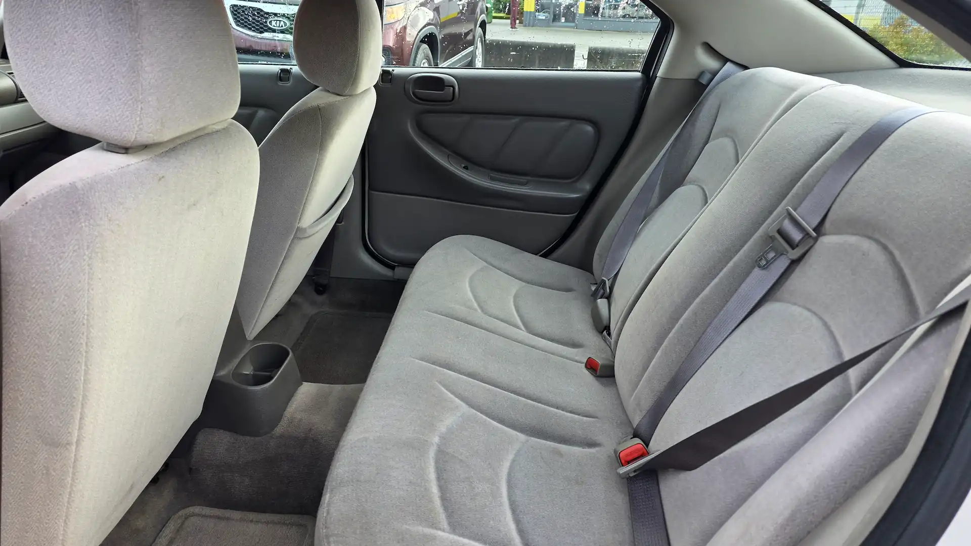 2003 Chrysler Sebring inside 1