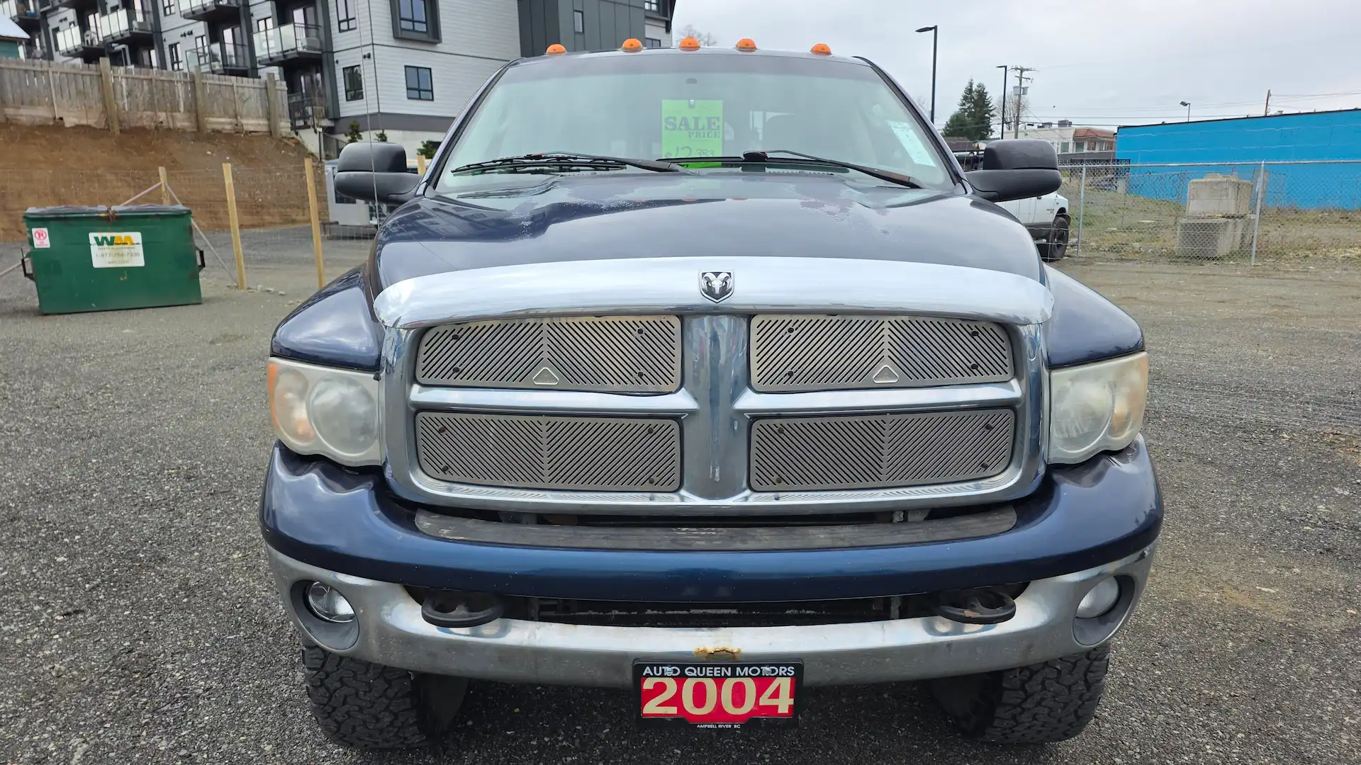 2004 Dodge Ram 3500 Longbox SLT Front