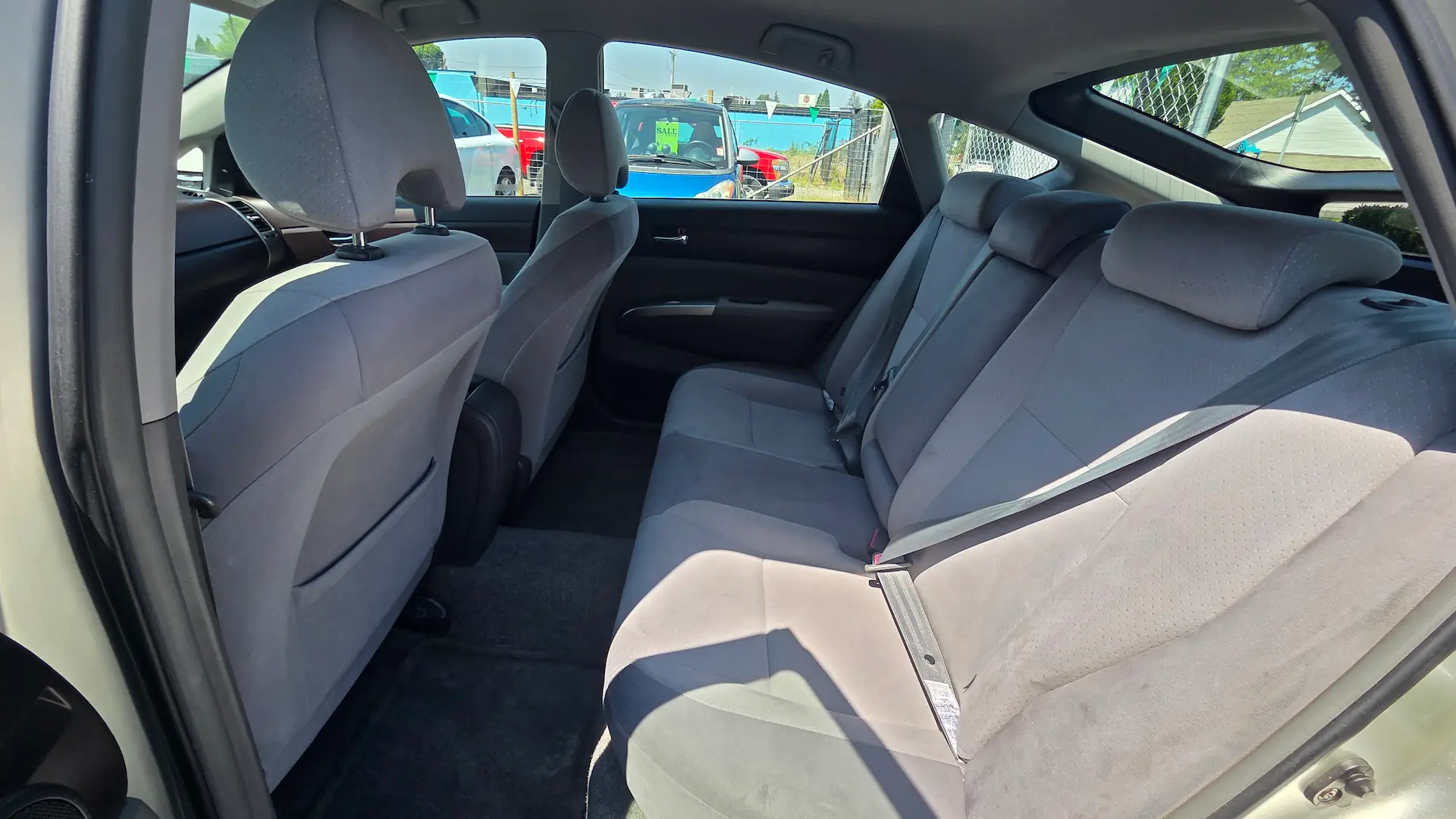 2004 Toyota prius Hybrid inside 1