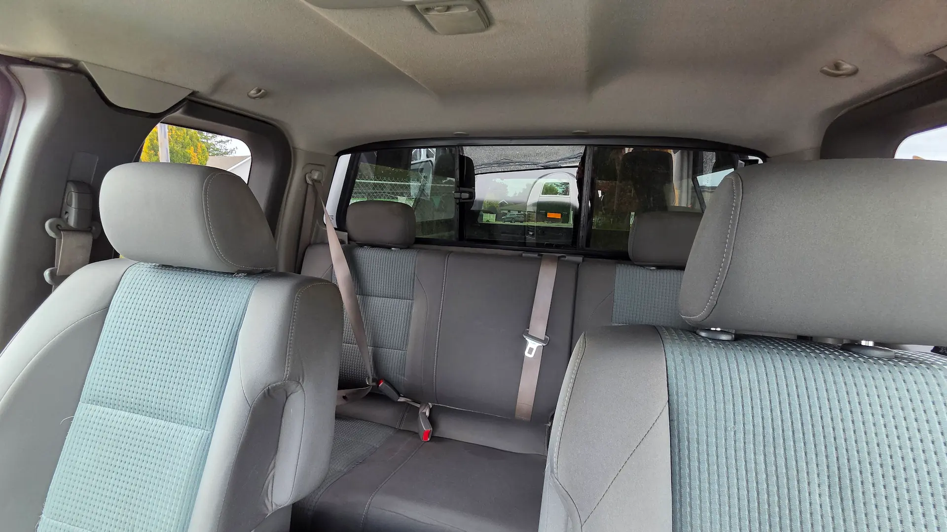 2006 Nissan Titan SE Inside 2