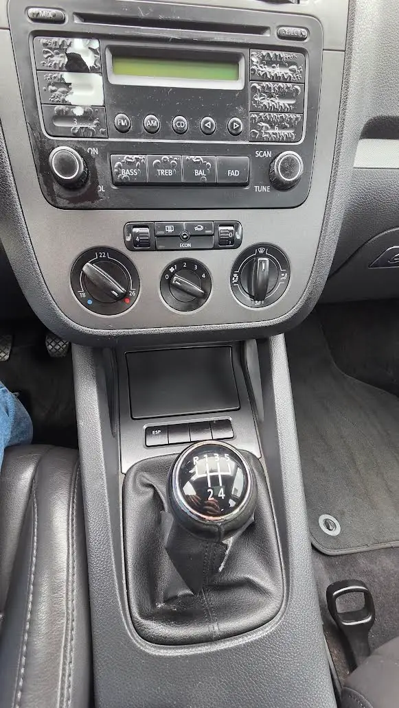 2006 Volkswagon Jetta Inside 3