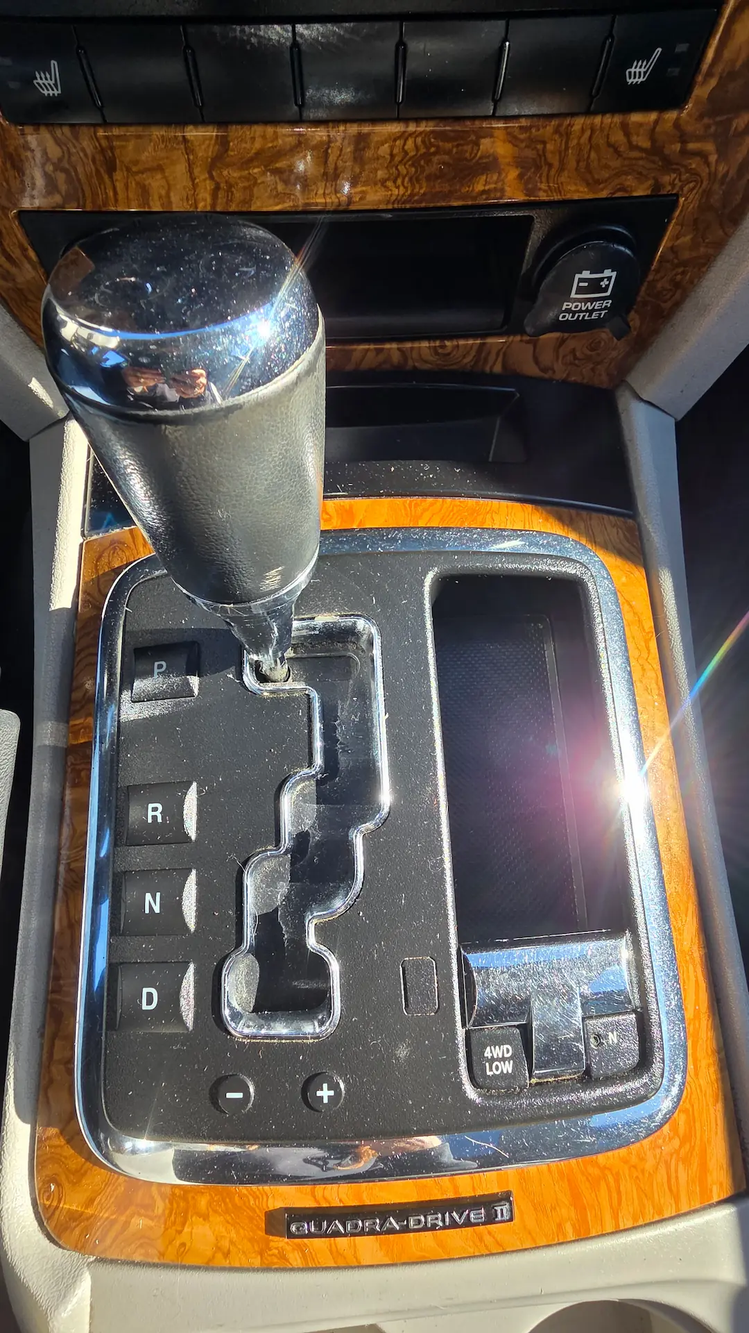 2008 Jeep Grand Cherokee Limited Inside 6