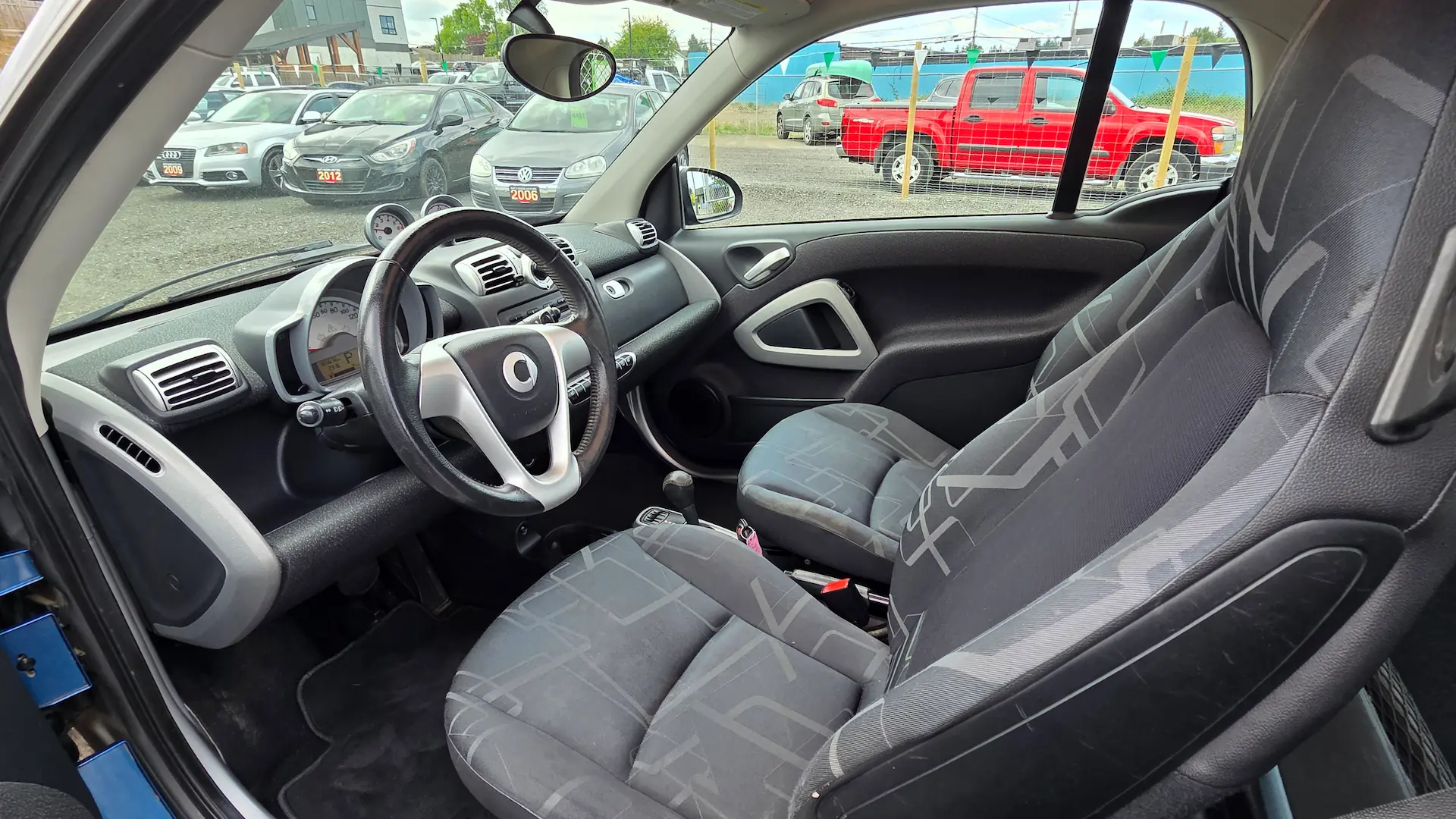 2008 Smart ForTwo inside 1