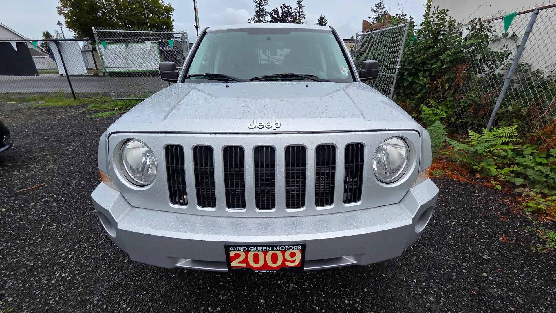 2009 Jeep Patriot Sport Front