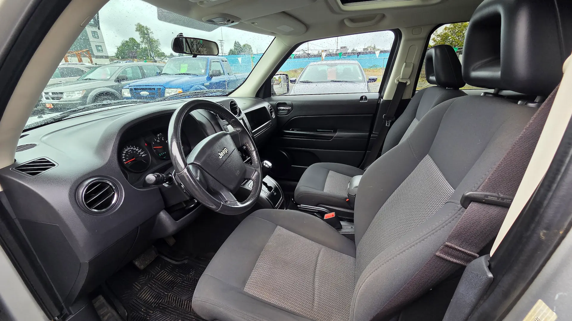 2009 Jeep Patriot Sport Inside 2