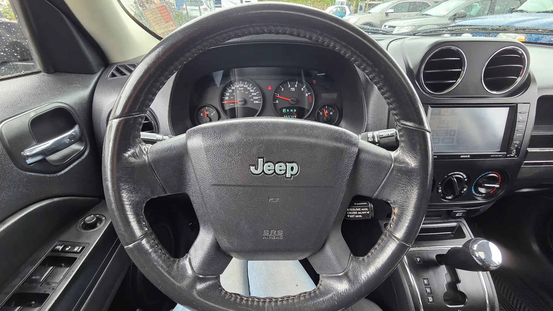 2009 Jeep Patriot Sport Inside 4