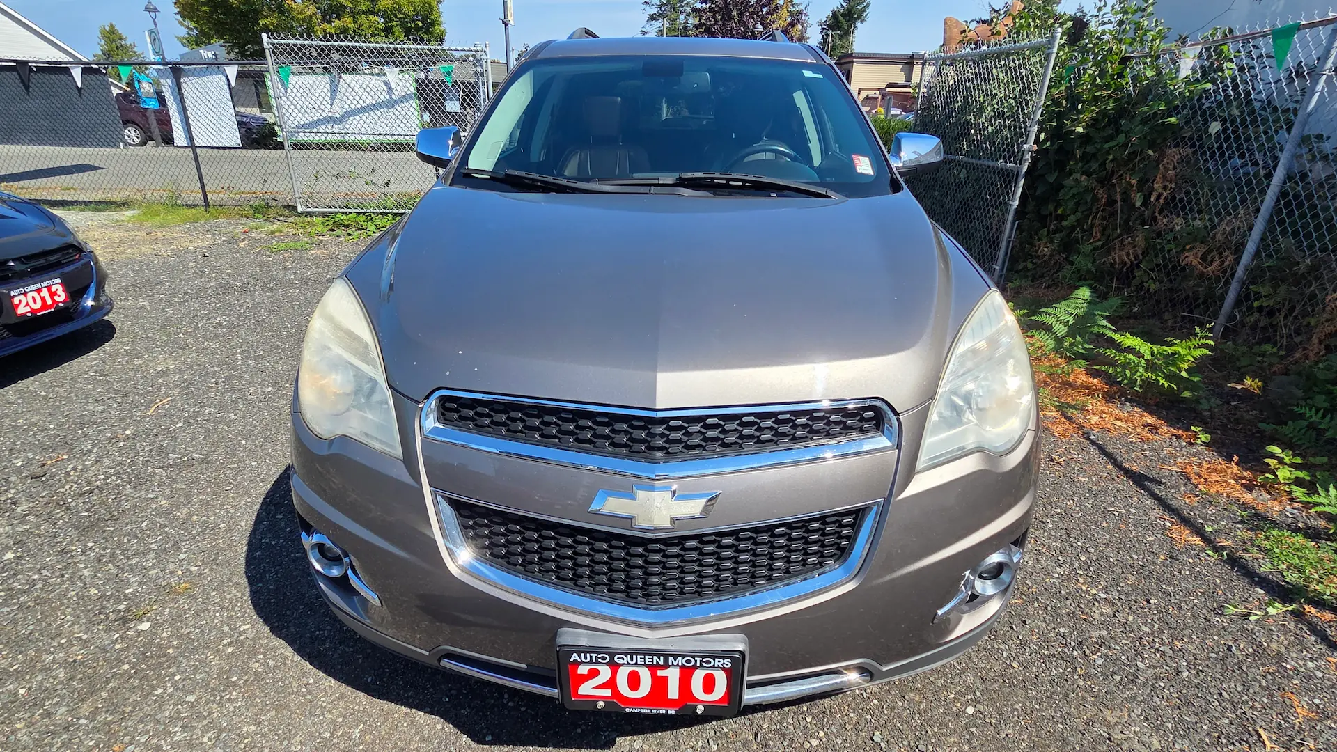2010 Chevrolet Equinox LT Front