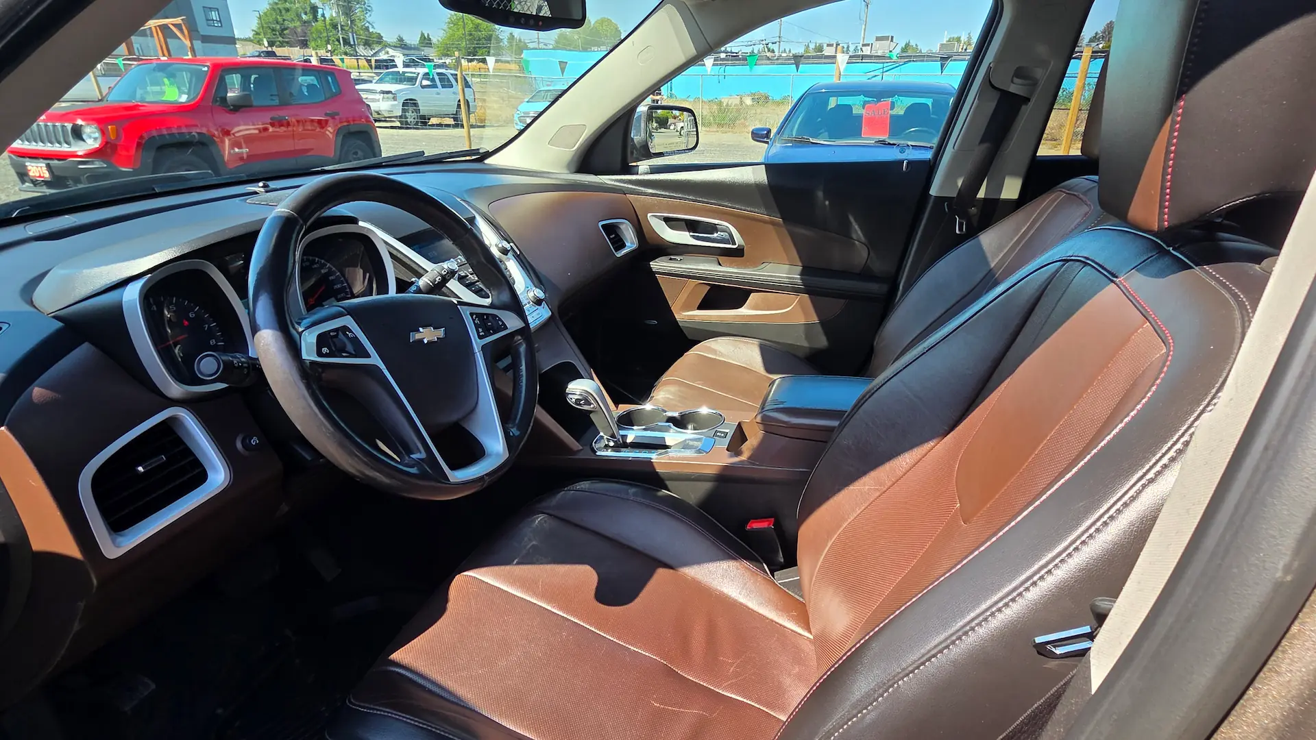 2010 Chevrolet Equinox LT Inside 2