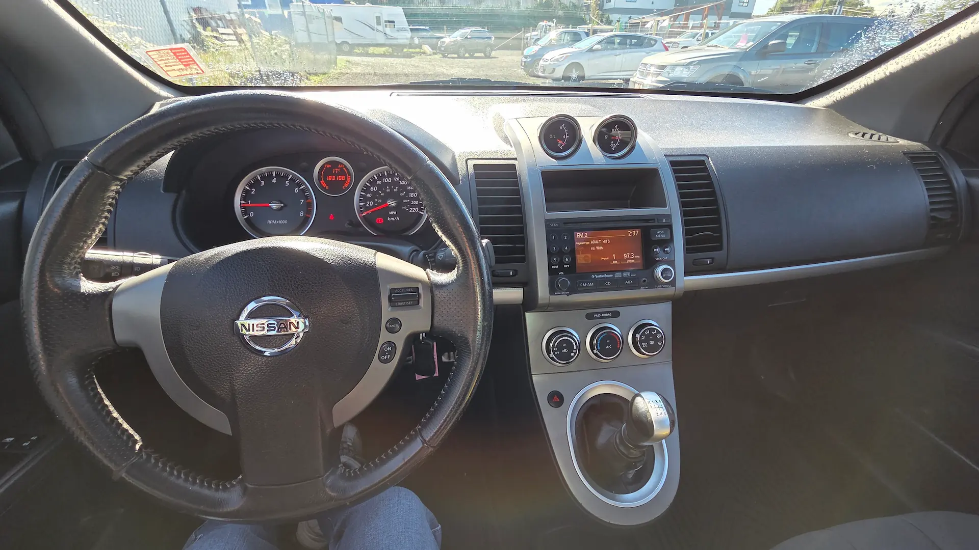 2010 Nissan Sentra Inside 3
