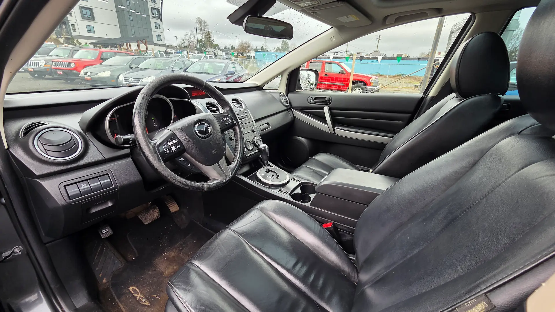 2011 Mazda CX-7 inside 2