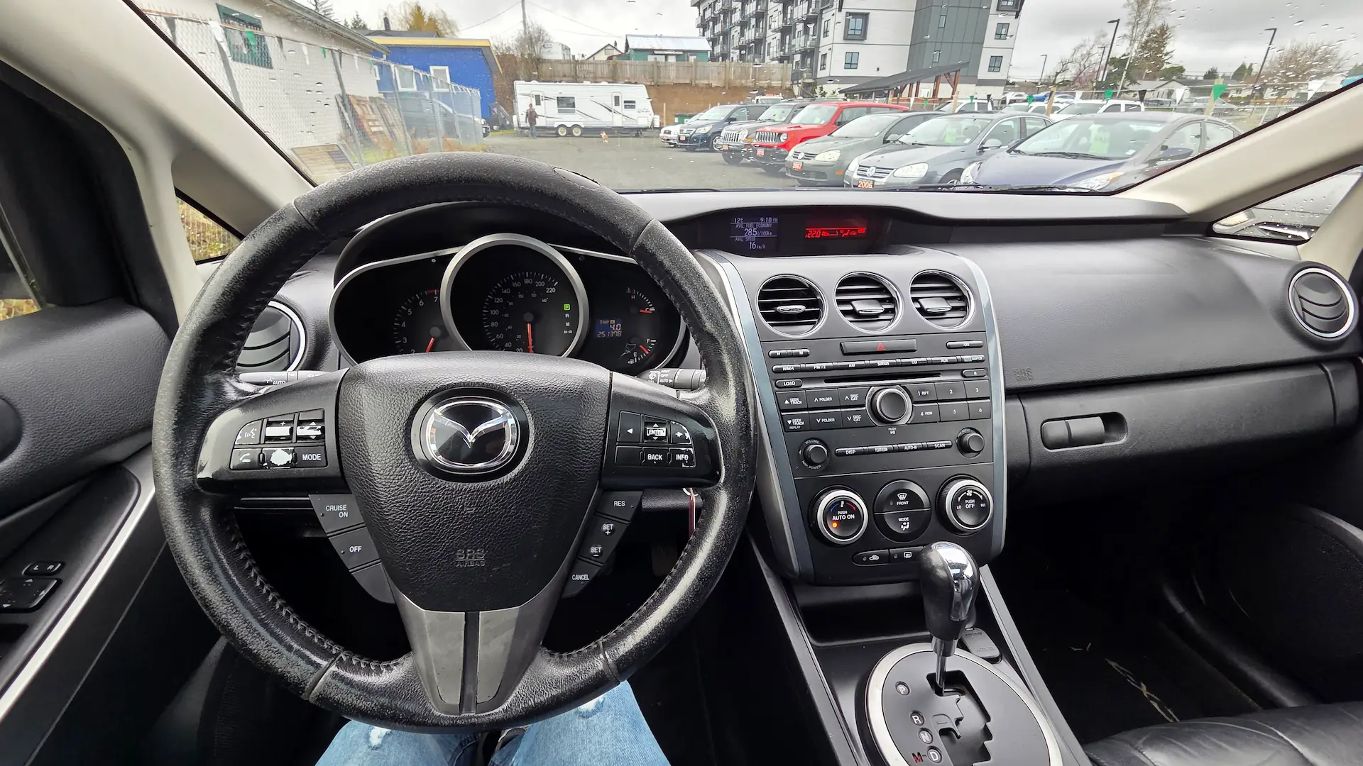 2011 Mazda CX-7 inside 3