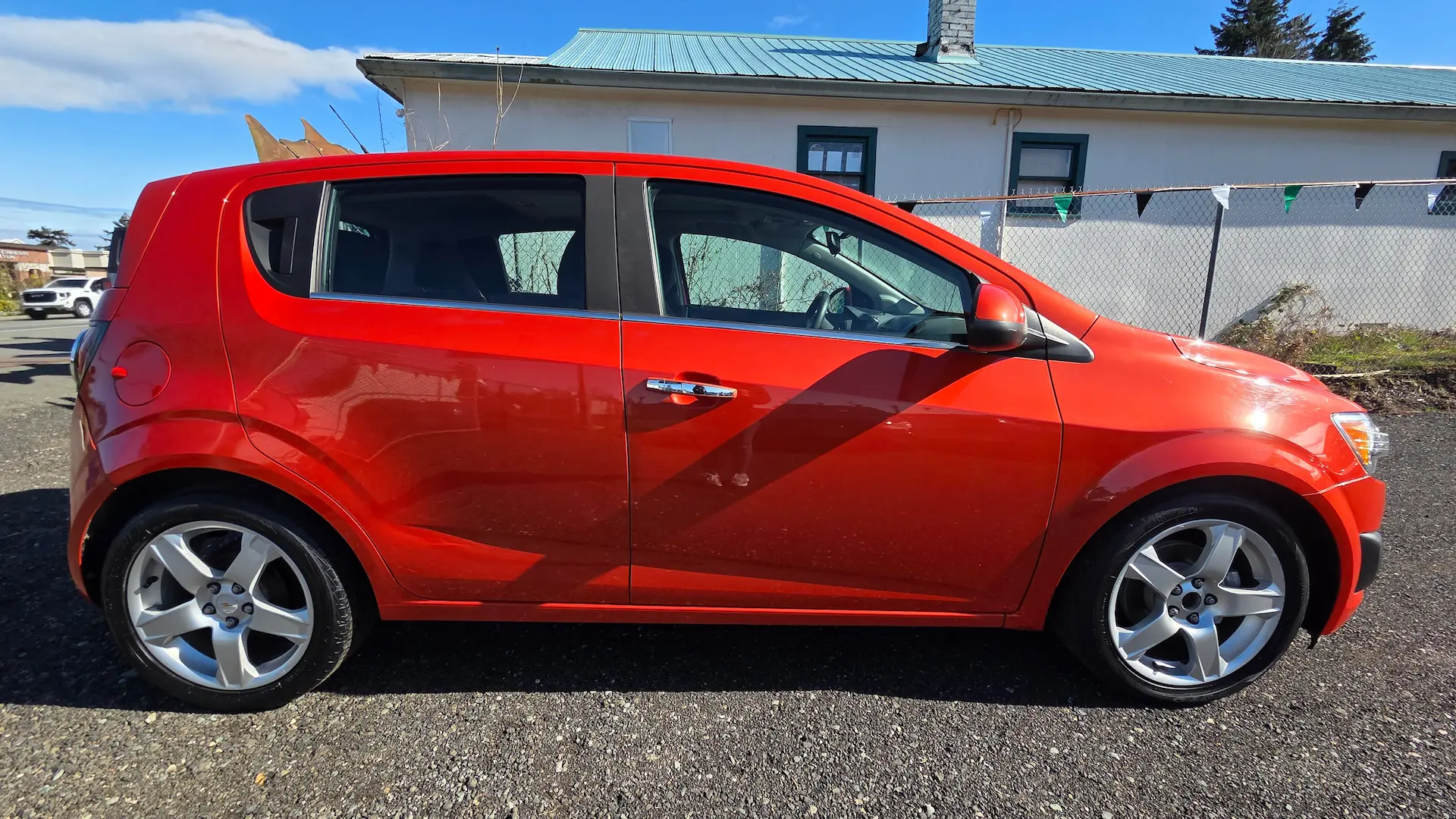 2012 Chevrolet Sonic side