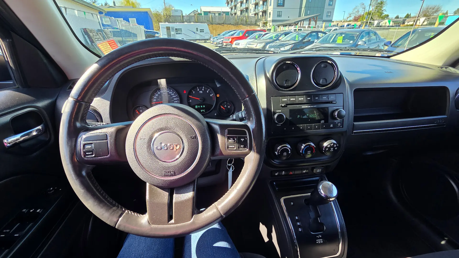 Jeep Patriot North inside 3