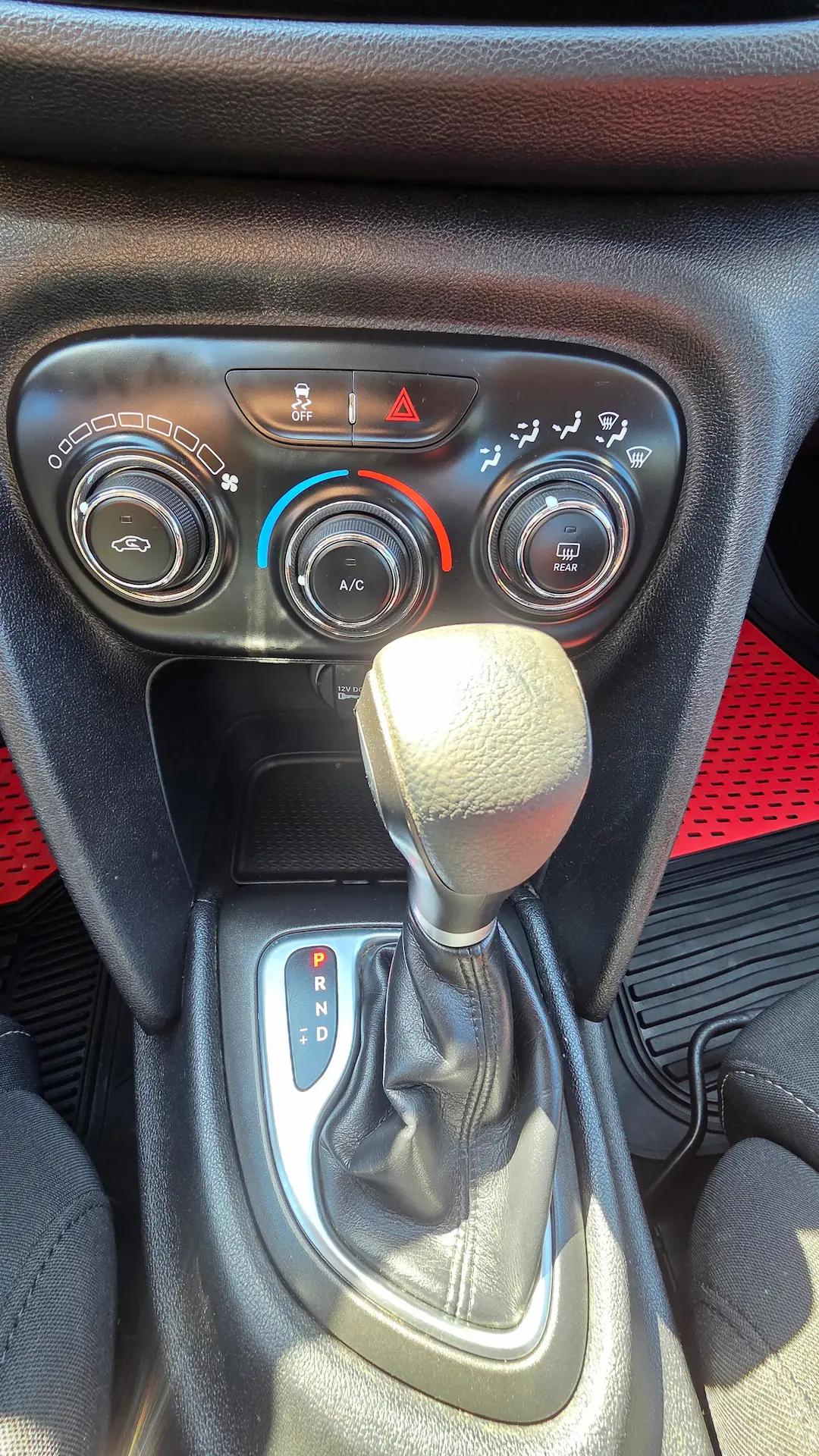 2013 Dodge Dart SXT Inside 5