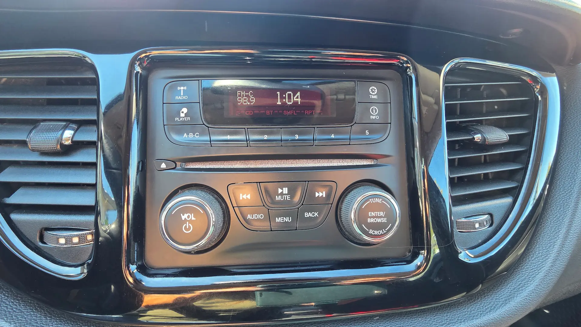 2013 Dodge Dart SXT Inside 7