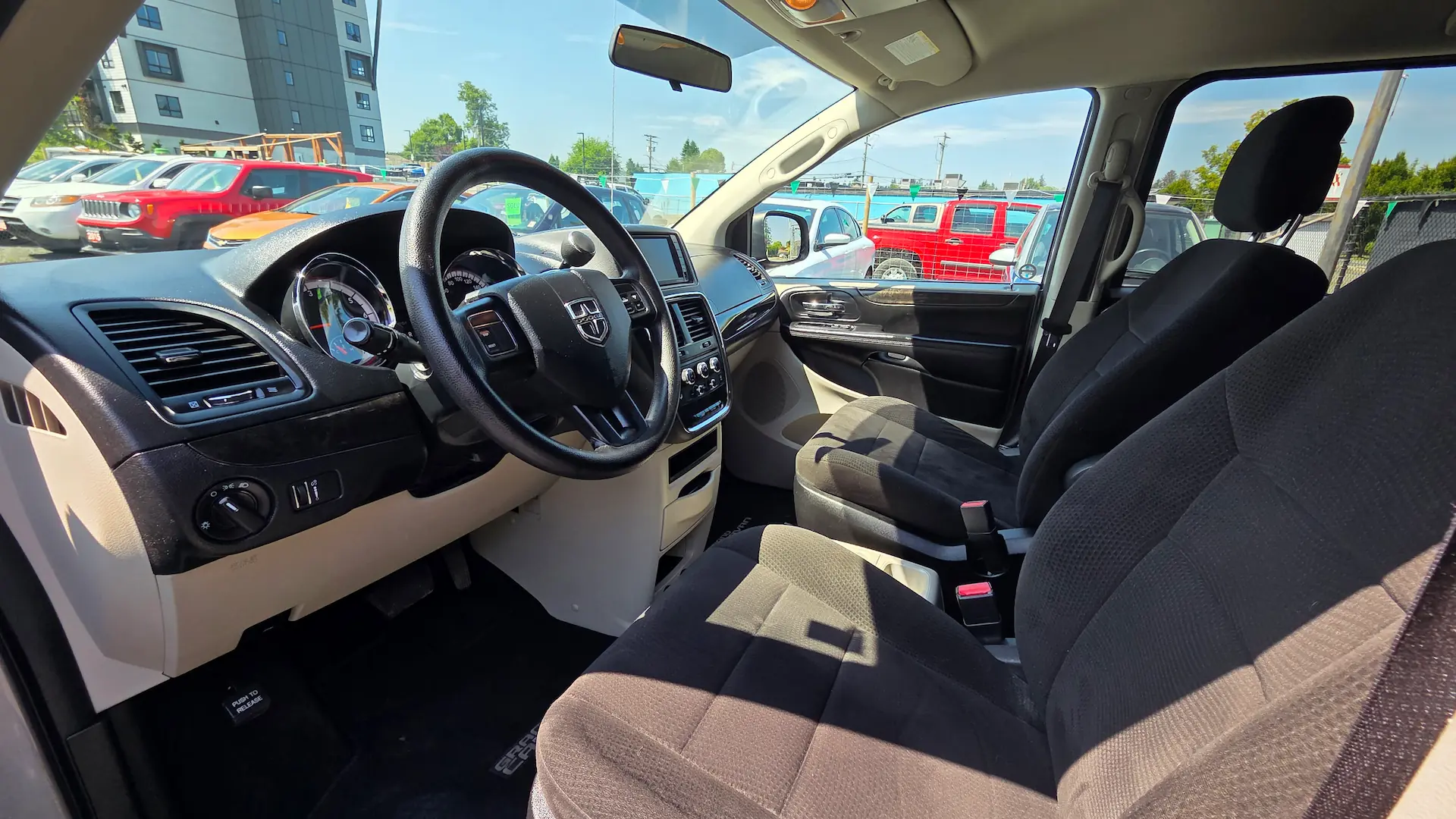 2013 Dodge Grand Caravan SXT interior driver door