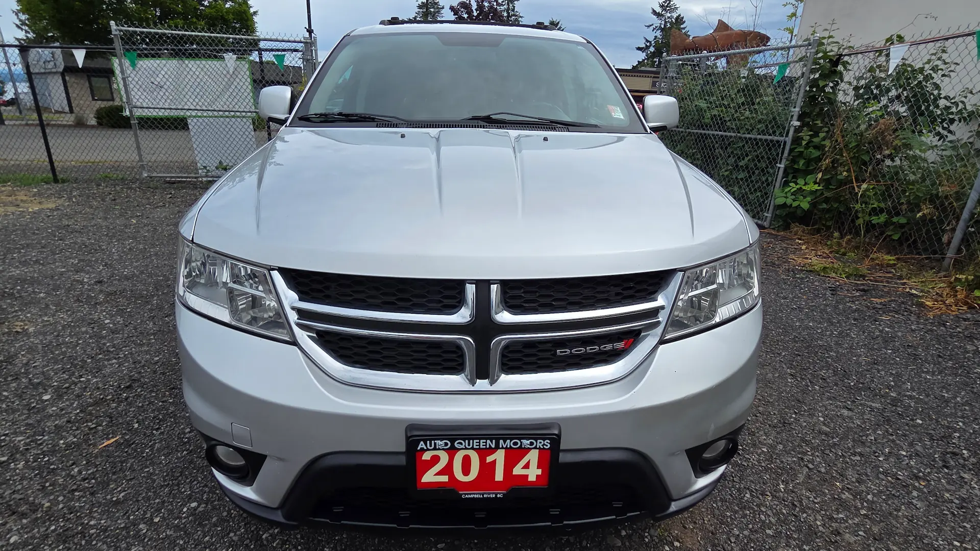 2014 Dodge Journey SXT Front