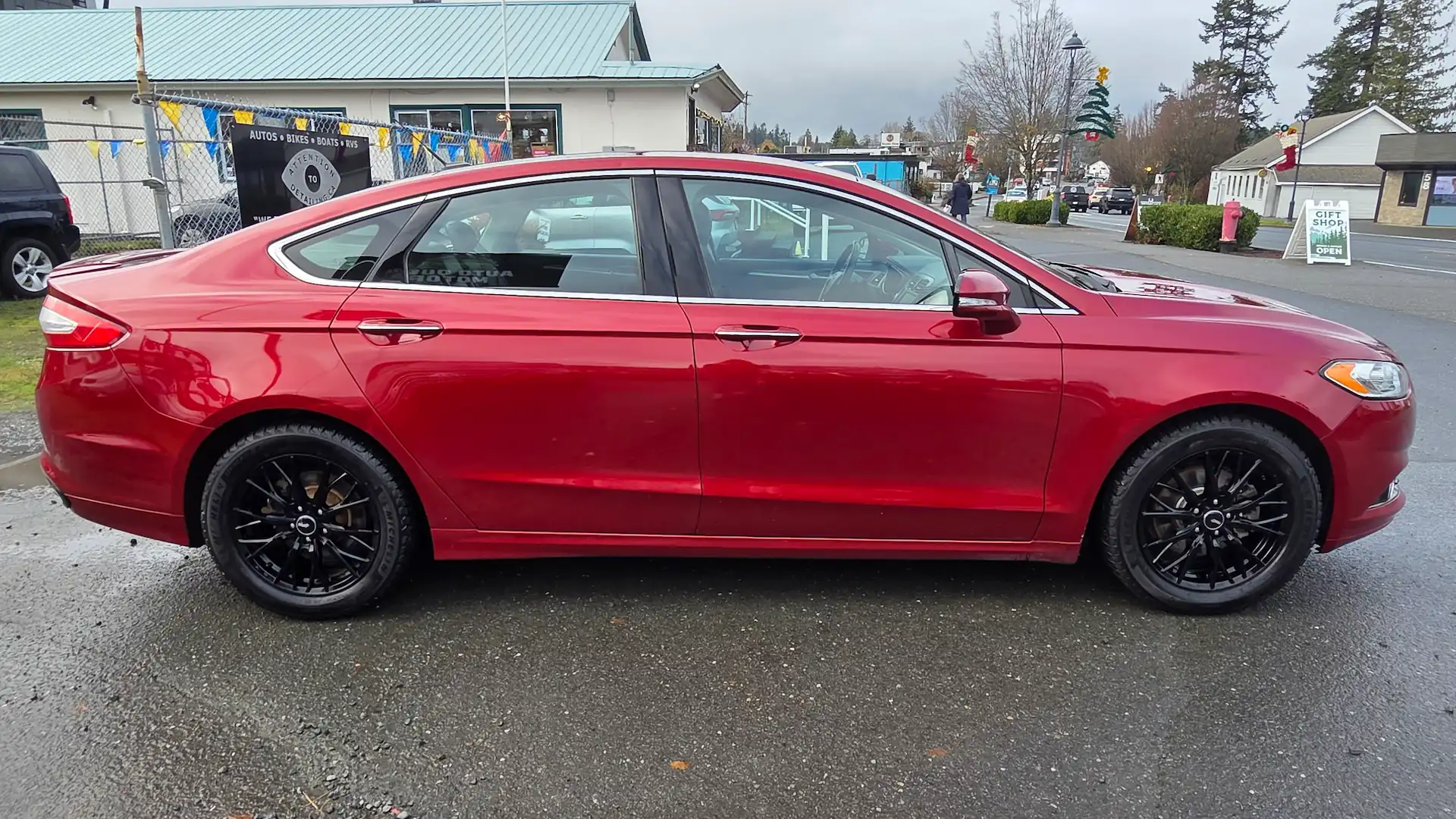 2014 Ford Fusion side