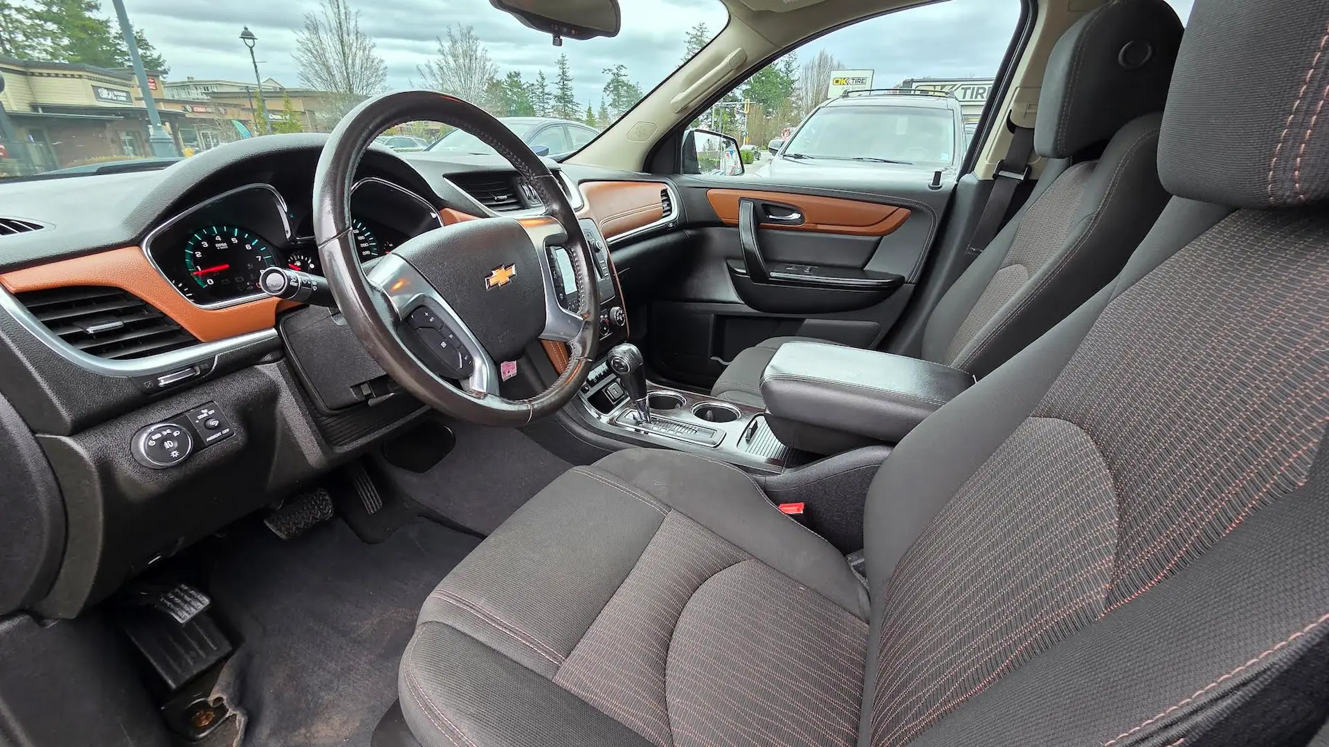 2016 Chevrolet Traverse Inside 1