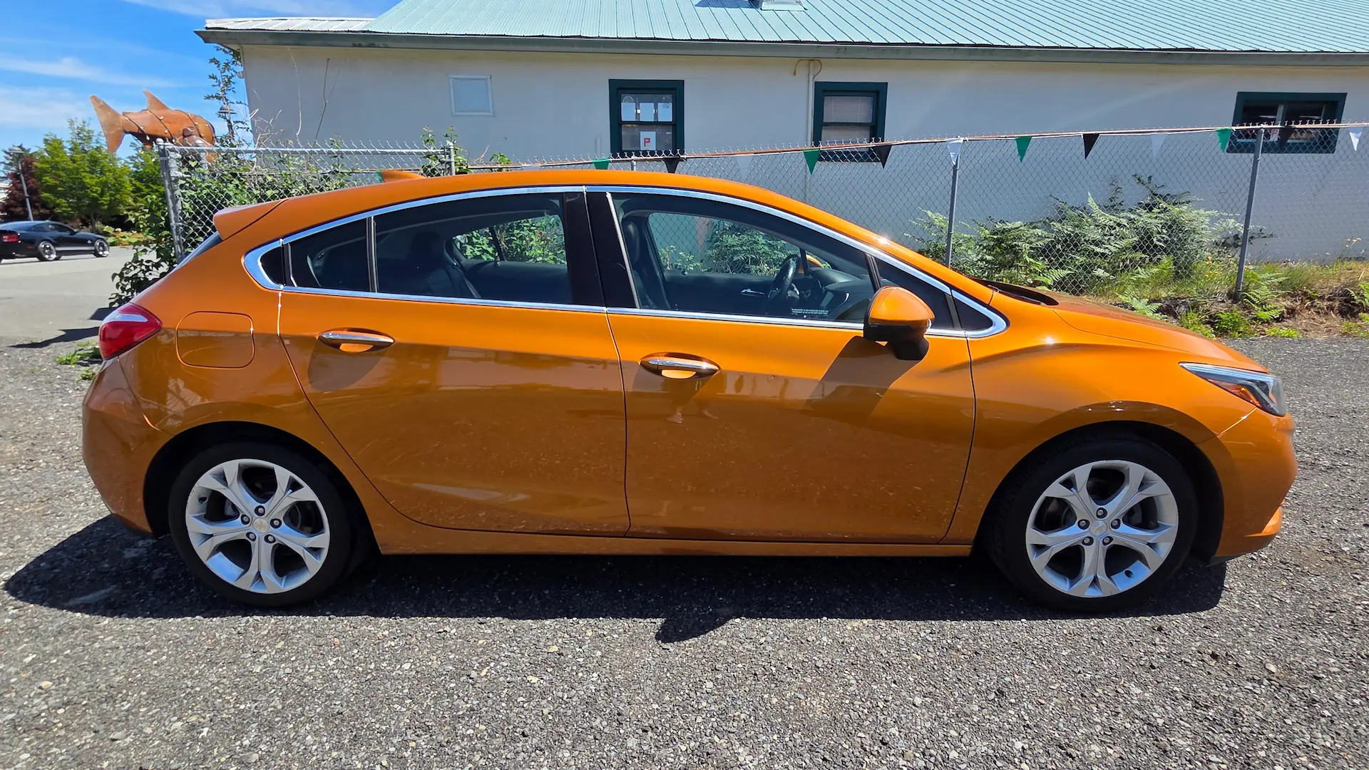 2017 Chevrolet Cruze Premier Side