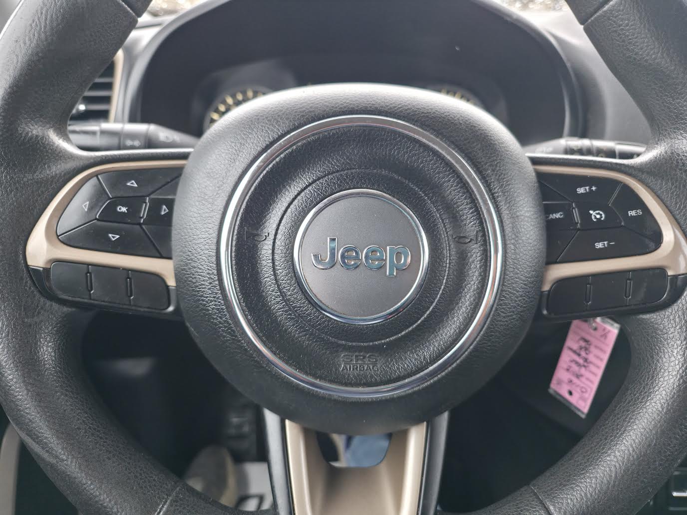 Jeep Renegade inside 3