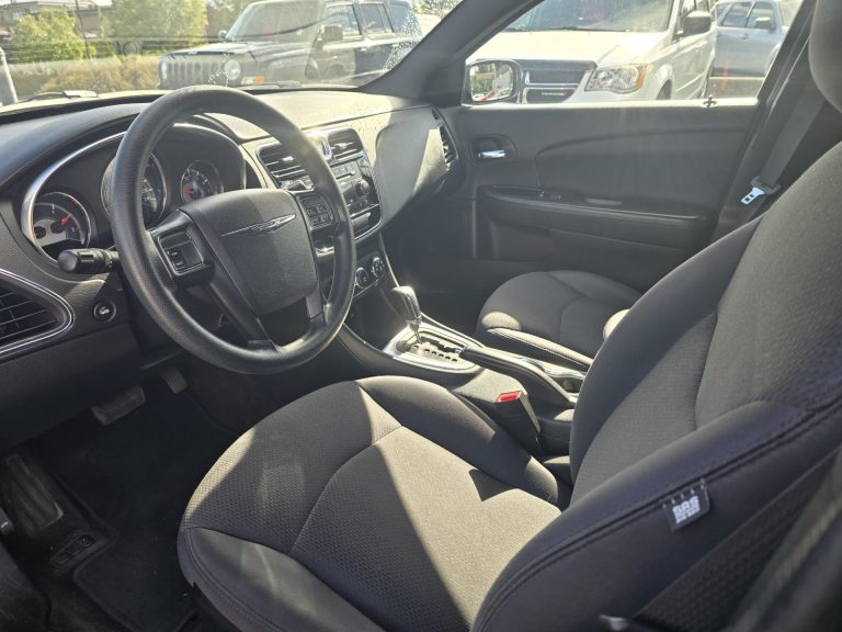 Chrysler inside 1
