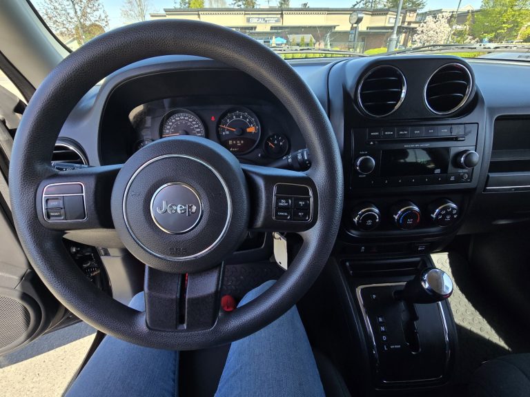 Jeep Patriot inside 3