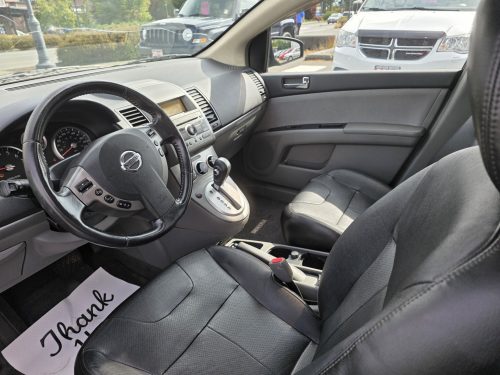 Nissan Sentra inside 1