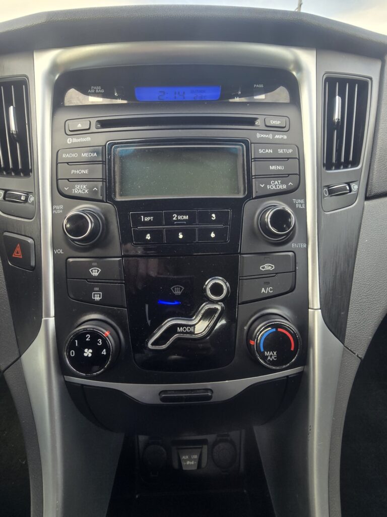 2013 Hyundai Sonata GLS Radio